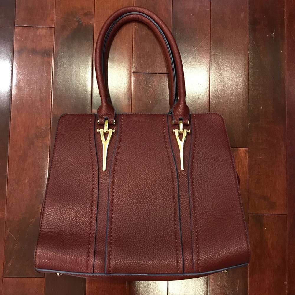 Elegant Brown Shoulder Bag